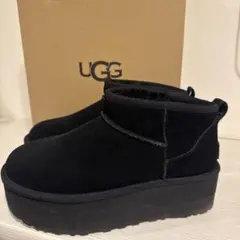 UGG ブラック クラシックウルトラミニプラットフォームムートンブーツ