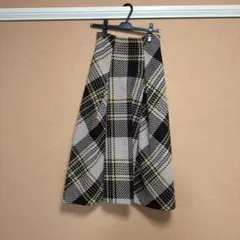 スナイデル　ロービングチェックミディスカート