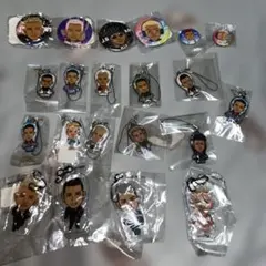 ELLY クリーナー　缶バッジ　アクリルチャーム　居酒屋えぐざいる