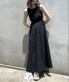 オ*ン様 Chico BACK開きデザインノースリロングワンピース