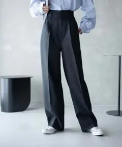 wego ハイウエストセンタープレスワイドパンツ