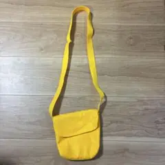 黄色の布製ショルダーバッグ　めいちゃん　はたらく細胞　コスプレ