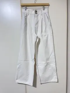 Item thumbnail for item f43fc9ad-5c96-450f-9615-b7f49a032238