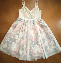 アクシーズファムのフローラルプリント ノースリーブワンピース