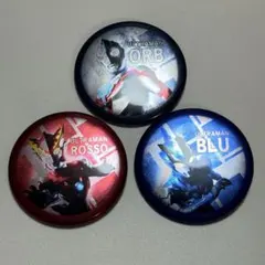 ウルトラマンメタリック缶バッジ オーブ ロッソ ブルのサムネイル
