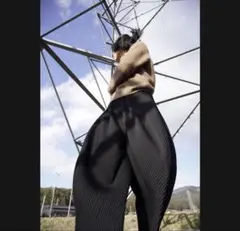 ka na ta hida pantsのサムネイル