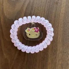 ハローキティ 日焼けキティ スパイラルヘアゴム ピンク サンリオ セリア