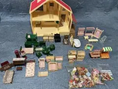 [廃盤] シルバニアファミリー赤い屋根の大きなお家 いろいろ家具セット