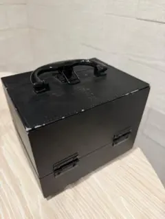 Yves Saint Laurent 化粧ボックス 黒のサムネイル
