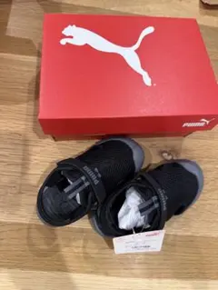 新品タグ付きPUMA キッズ サンダル 15CM ブラック