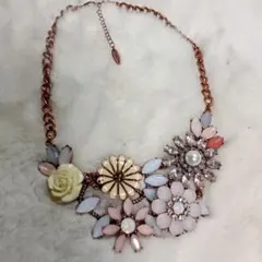 美品✨ジンカネズ　フラワーモチーフ ネックレス