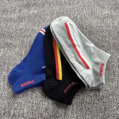 未使用　PUMA キッズ靴下 3足セット　19〜23㎝
