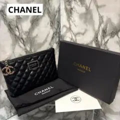 【新品未使用】CHANELノベルティ　キルティングポーチブラック　BOX付
