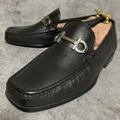 未使用級　フェラガモ　ビットローファー　ガンチーニ　ブラック　黒　本革　2261