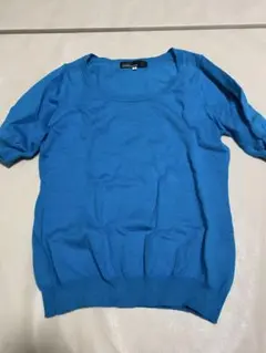 青いクルーネック半袖ニット　クリアインプレッション