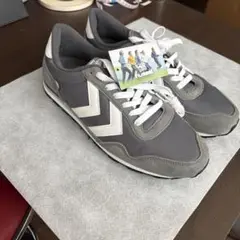 Hummel スニーカーHM63781新品未使用27cm