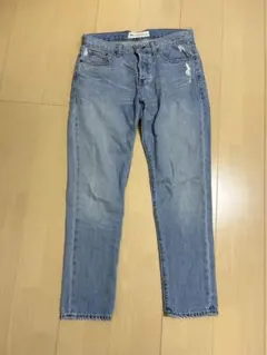GAP ライトブルー ダメージデニムパンツ