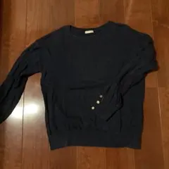 ダークネイビー ボタン付きクルーネックセーター