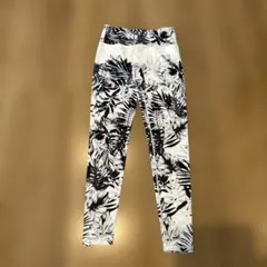 Item thumbnail for item 8b56fb5c-9ba0-452e-8fdc-75be472e5143