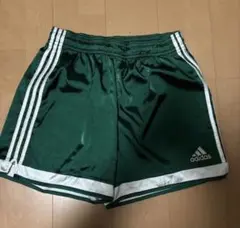 00s adidas ショートパンツ　ショーツ　パフォーマンスロゴ 緑　大きめS
