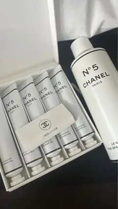 Item thumbnail for item 6ce296b9-de9b-4d29-8c97-8346e85dbe6a