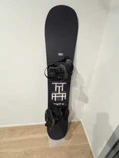 FNTC TNT ホワイトブラック ビンディング付き 147cm FNTC TNT ホワイトブラック ビンディング付き 147cm - メルカリ
