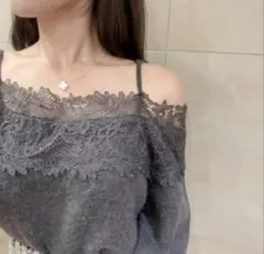 スナイデル　レーストリミングオフショルプルオーバー