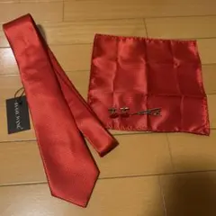 ポケットチーフ ネクタイ