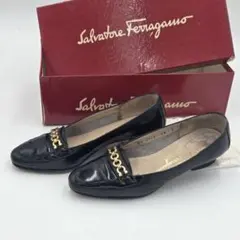 Salvatore Ferragamo パンプス ブラック ゴールド金具