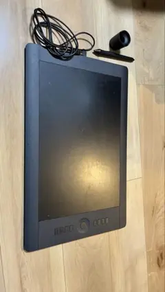 ワコム　ペンタブ　インティオスプロ　Lサイズ
