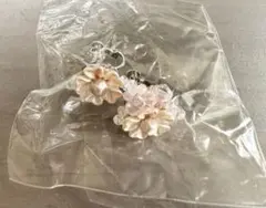 Item thumbnail for item 52d2f9d2-f0a8-48ba-ae2c-5ede2cb1fdb6