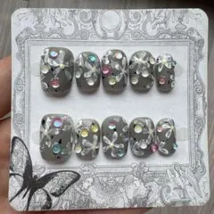 ネイルチップ グレー フラワーアート S sizeのサムネイル