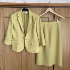 イエロースーツセット（ジャケット・スカート）