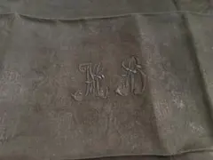 アンティーク モノグラム刺繍入りクロス 黒 バラ 薔薇 A M | Mercari