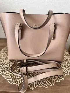 coach バック　取り外し可能ストラップ付き（お値下げ✖️）