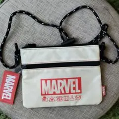 【新品未使用】MARVEL サコッシュ リバーシブルのサムネイル