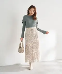 Stola. 配色レースナロースカート
