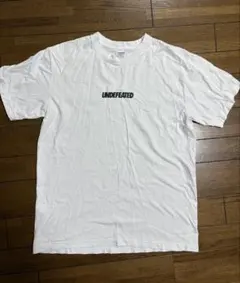 アンディフィーテッド UNDEFEATED Tシャツ　ホワイト