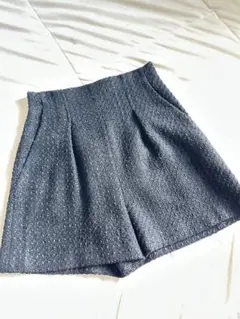 黒 ショートパンツ