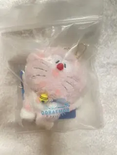 100%ドラえもん& FRIENDS ドラえもん キーチェーン 桜 - メルカリ