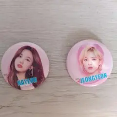 TWICE缶バッチ  ナヨンandジョンヨン