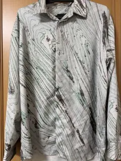 HARE 長袖シャツ 抽象木目模様