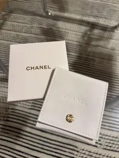 CHANEL JOAILLERIE ジュエリーケース ホワイト - メルカリ