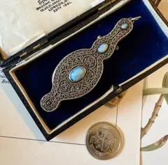 アンティーク、オパールと金張り装飾のロニエット(ペンダントルーペ)。 2025年最新】アンティーク ロニエットの人気アイテム - メルカリ