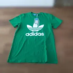 【新品未使用品】adidas Originals Tシャツ グリーンOサイズのサムネイル