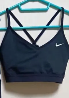 Nike DRI-FIT ブラックブラトップ