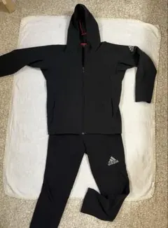 adidas ブラック ジャージ 上下セット　パーカー　ウインドブレーカー裏起毛