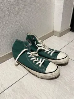 グリーン スニーカー