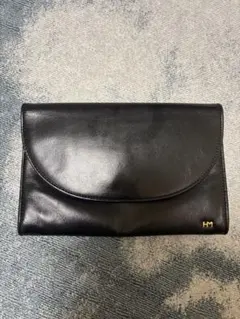HM ハナエモリ黒 レザー クラッチバッグ