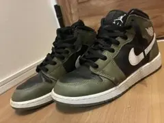 Air Jordan 1 オリーブ/ブラック/ホワイト 箱付き